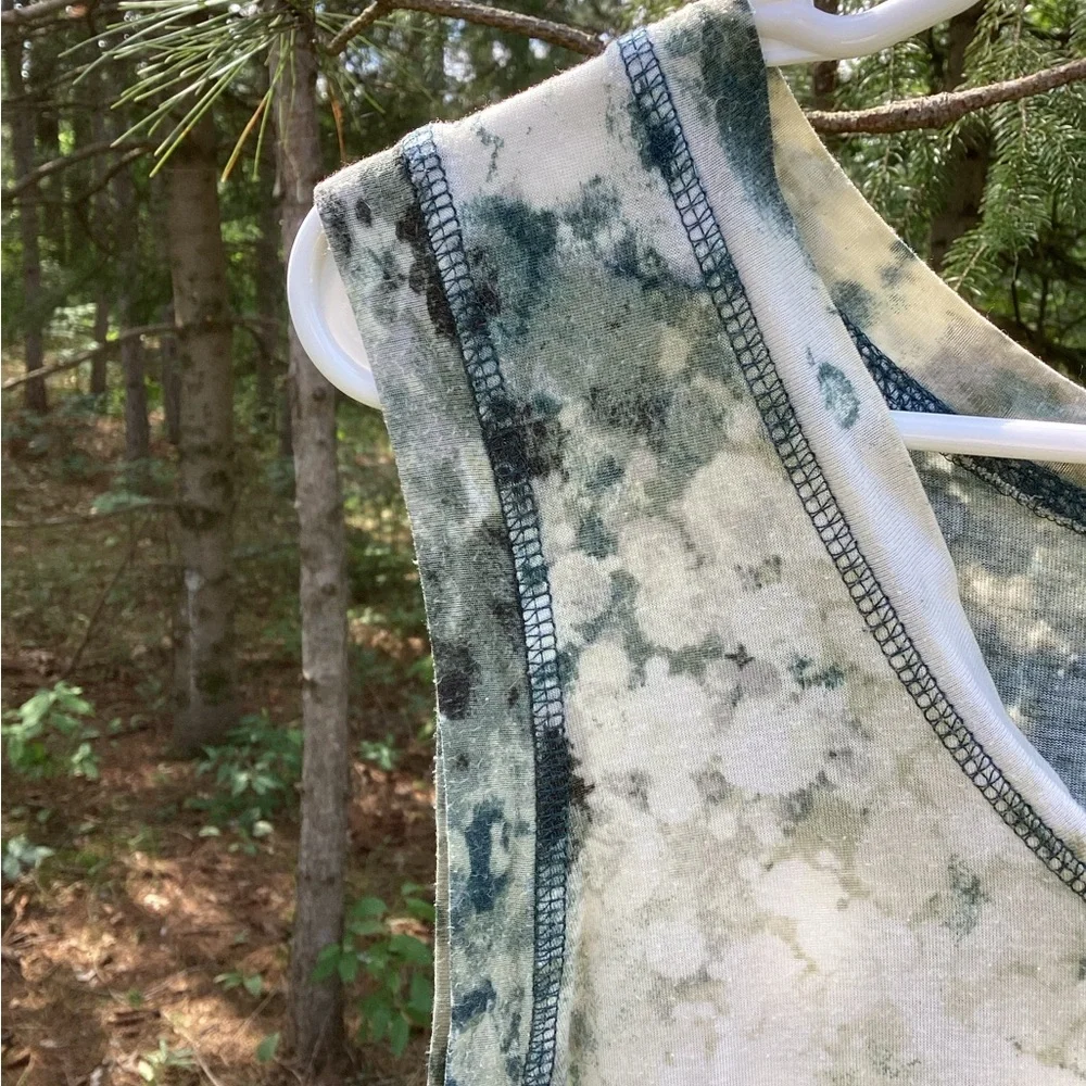 Simply Vera Vera Wang cream, green and black Sleeveless Tank Top - Picture 5 of 10